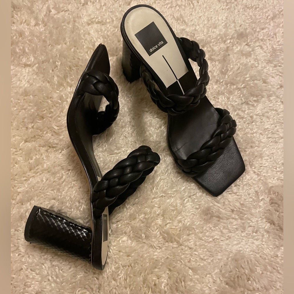 VGUC leather Dolce Vita “Paily” Black Braided Block Heel Sandals, size 9